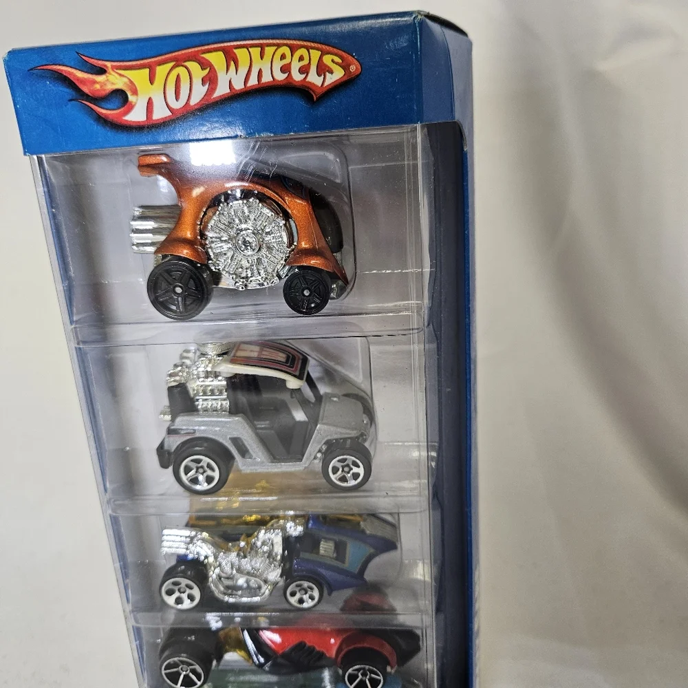Mattel‎ Hot Wheels Crazy Cars Set of 5 Multi-Color 2007 New
